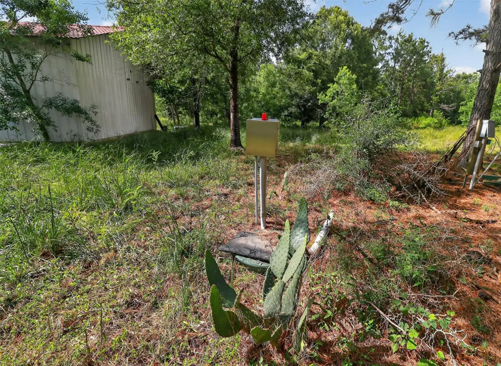 7449 Hwy 61 Highway Hankamer, TX 77560
