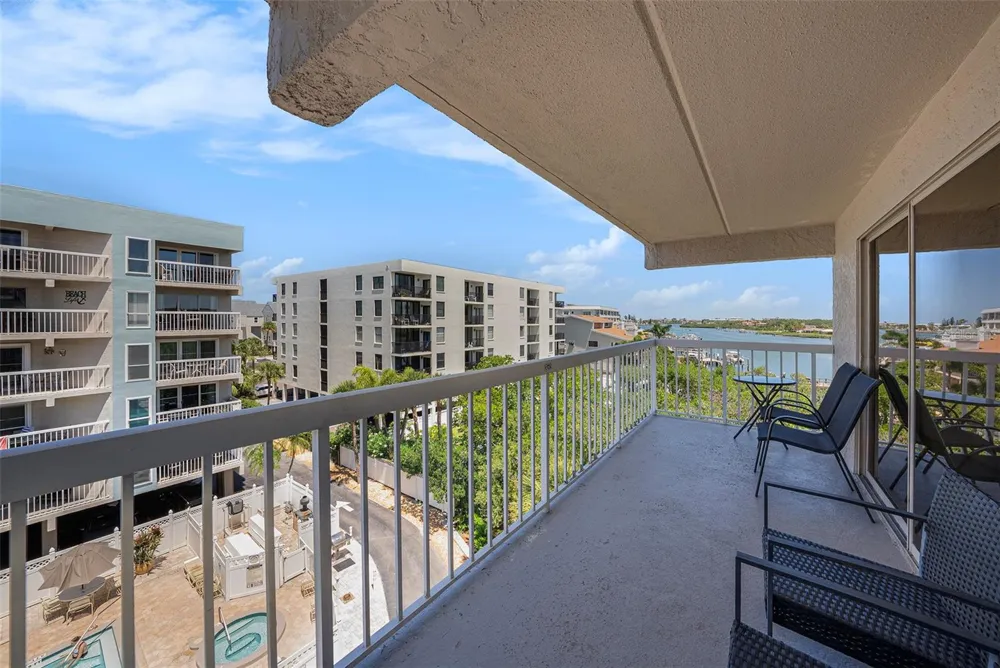 19925 GULF BOULEVARD #407 Indian Shores, FL 33785