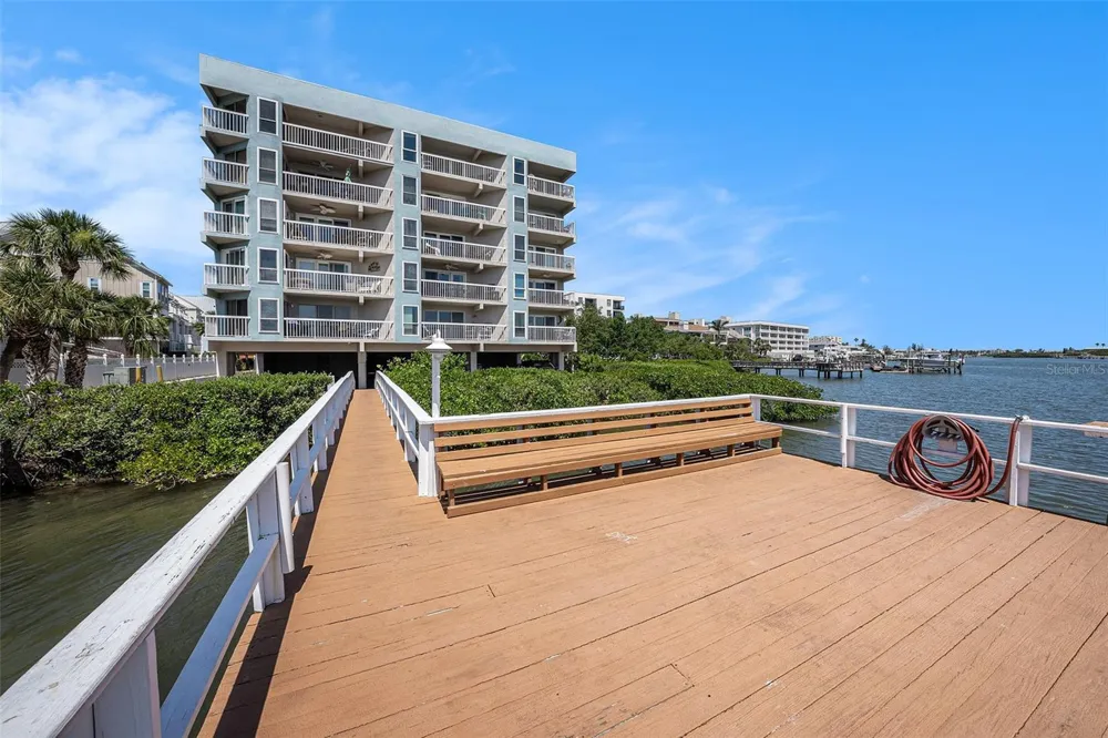 19925 GULF BOULEVARD #407 Indian Shores, FL 33785