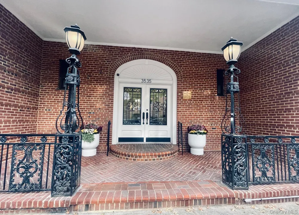 35-35 75 STREET #625 Jackson Heights, NY 11372