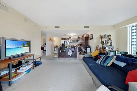 1900 Bayshore Dr #1411