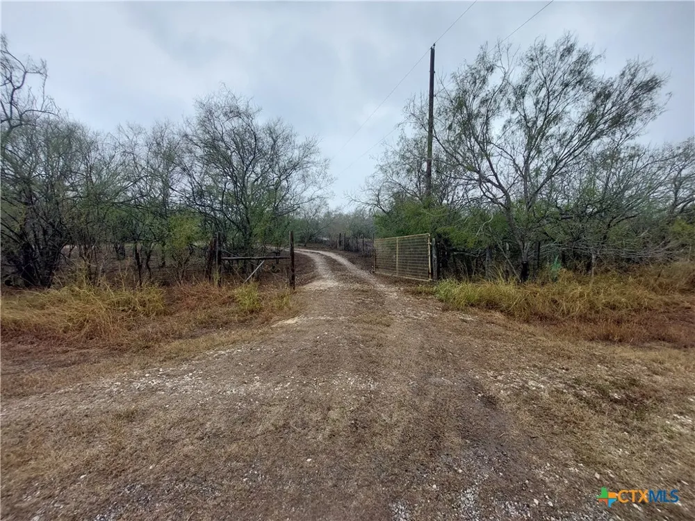 22159 Private Road 1080 Mathis, TX 78368