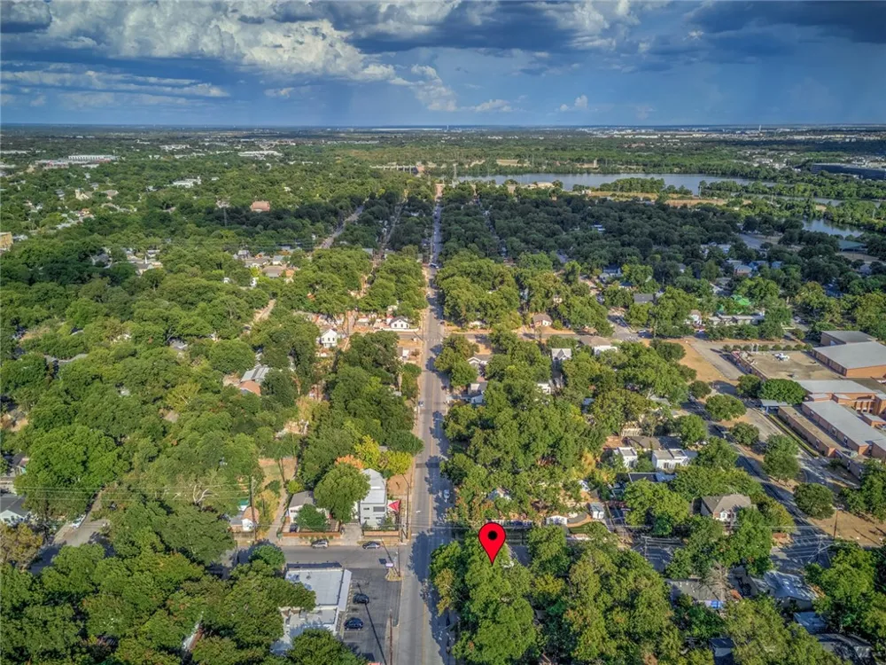 1511 Holly Street Austin, TX 78702
