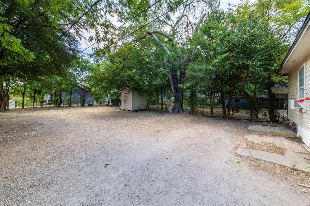 1511 Holly Street Austin, TX 78702