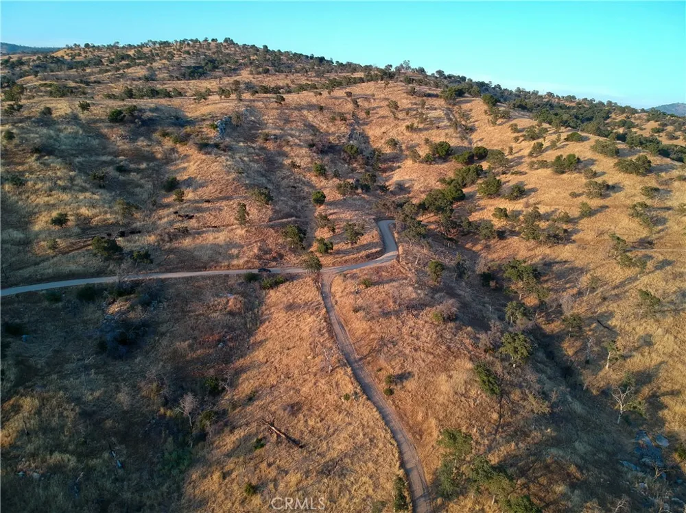 38914 Road 810 Raymond, CA 93653