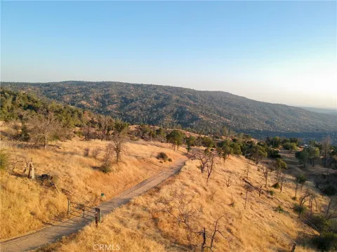 38914 Road 810