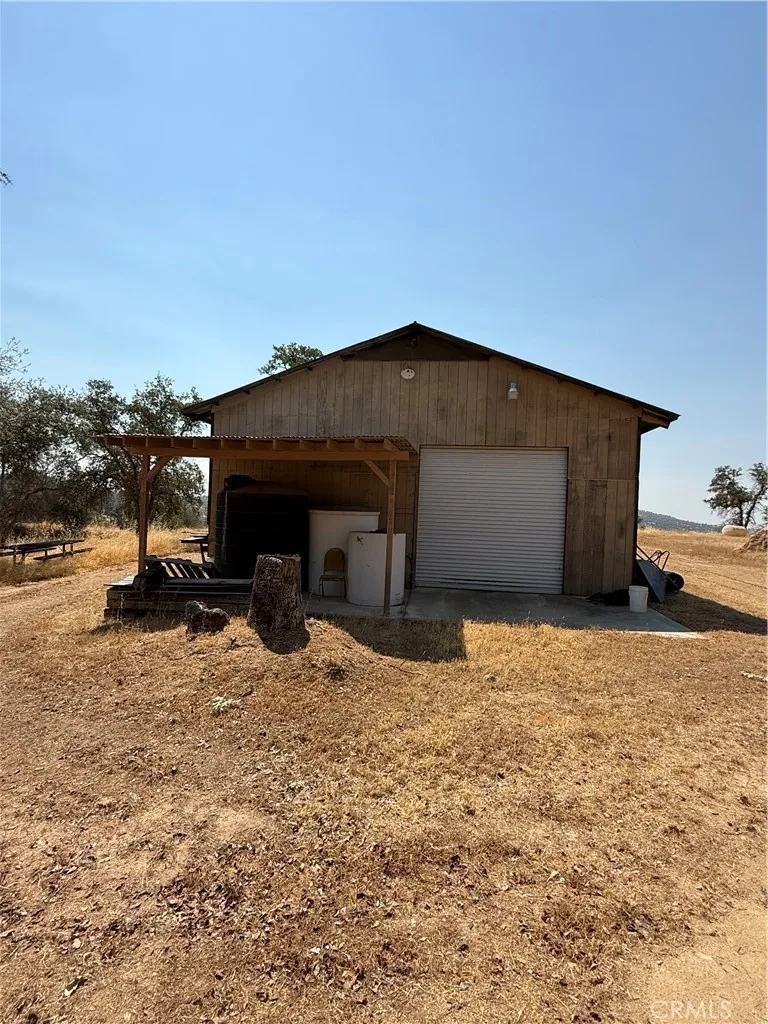38914 Road 810 Raymond, CA 93653