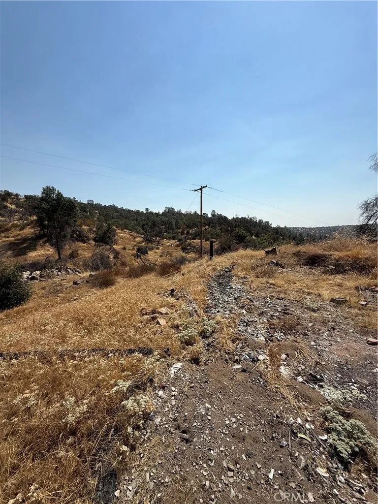 38914 Road 810 Raymond, CA 93653