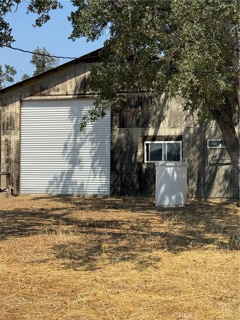 38914 Road 810 Raymond, CA 93653