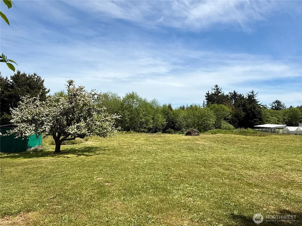 114 E Bayview Lane Westport, WA 98595