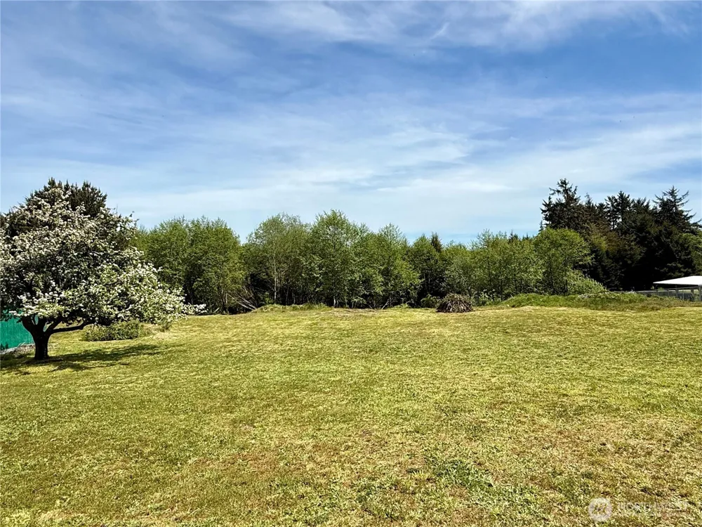114 E Bayview Lane Westport, WA 98595