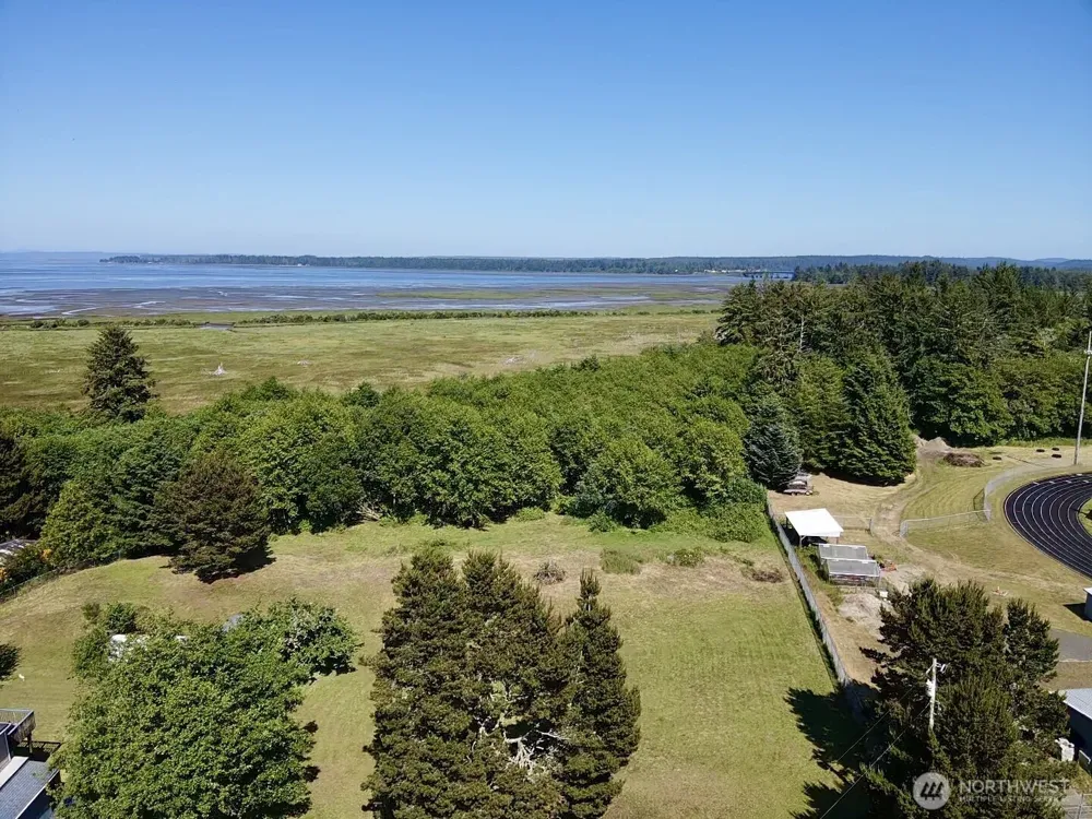 114 E Bayview Lane Westport, WA 98595