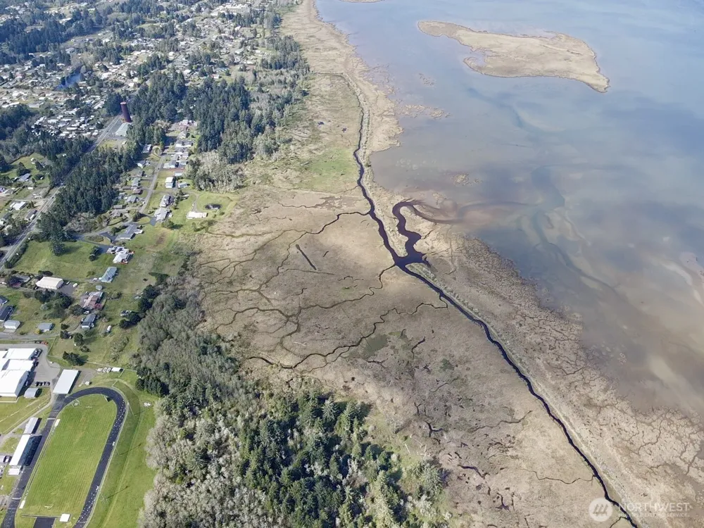114 E Bayview Lane Westport, WA 98595