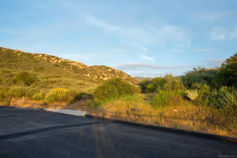 18035 Sunset Point Rd Poway, CA 92064