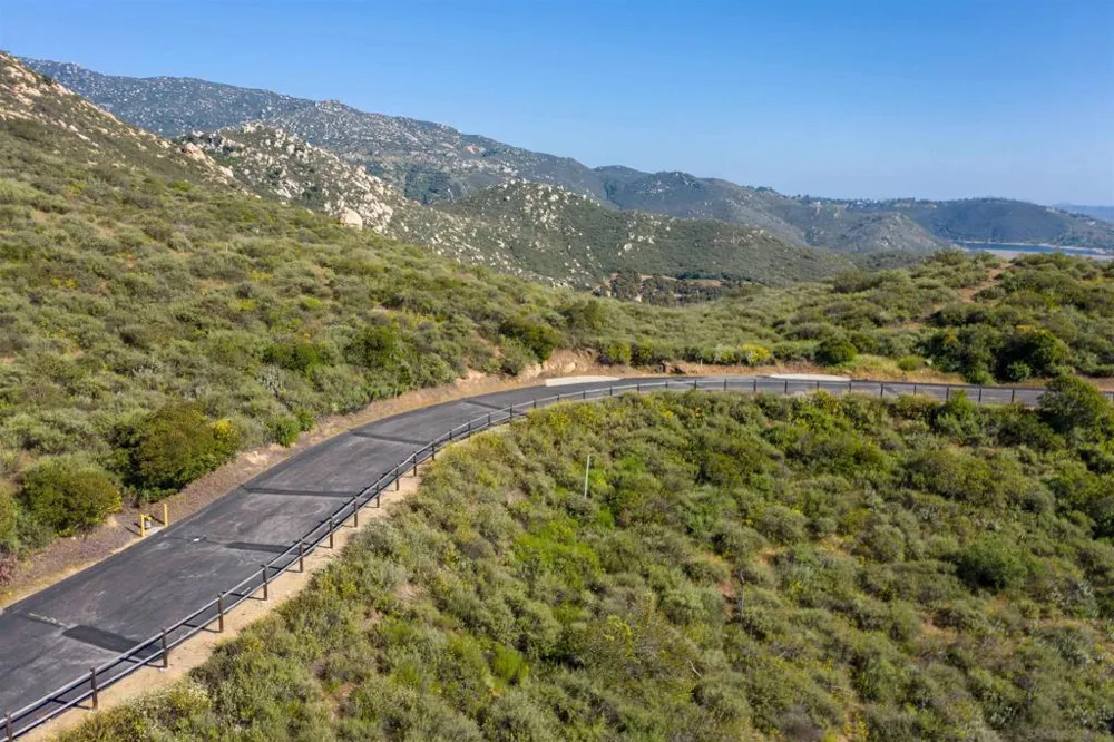 18035 Sunset Point Rd Poway, CA 92064