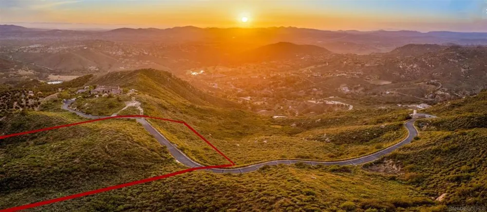 18035 Sunset Point Rd Poway, CA 92064