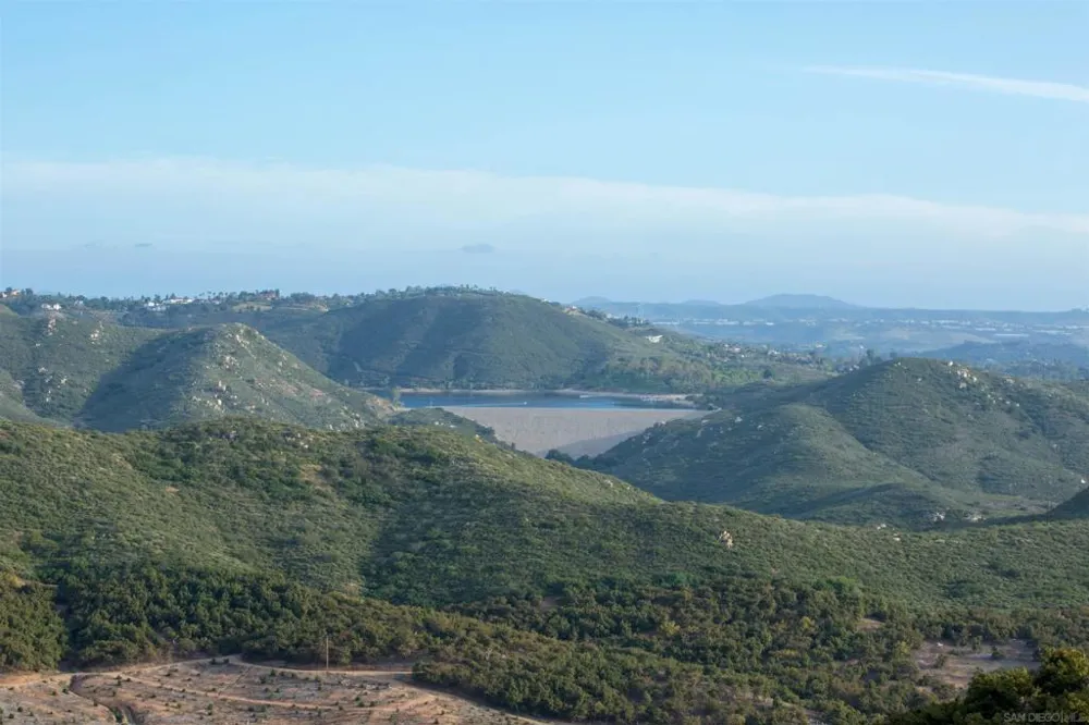 18035 Sunset Point Rd Poway, CA 92064