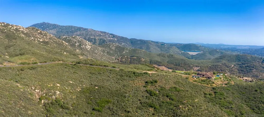 18035 Sunset Point Rd Poway, CA 92064