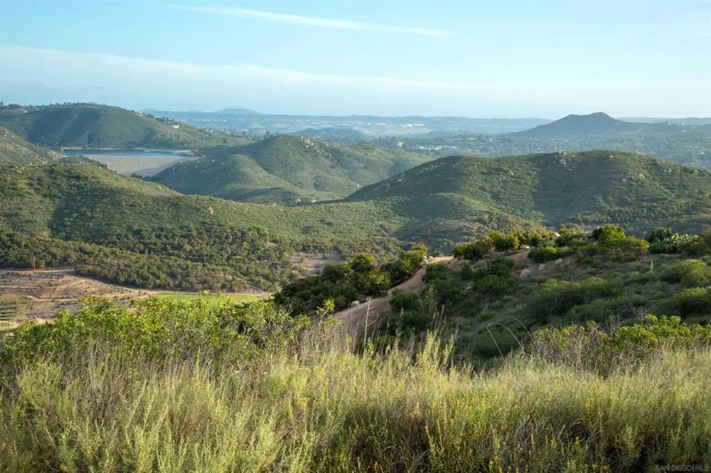 18035 Sunset Point Rd Poway, CA 92064