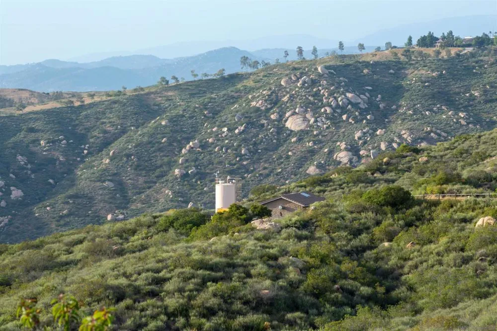 18035 Sunset Point Rd Poway, CA 92064