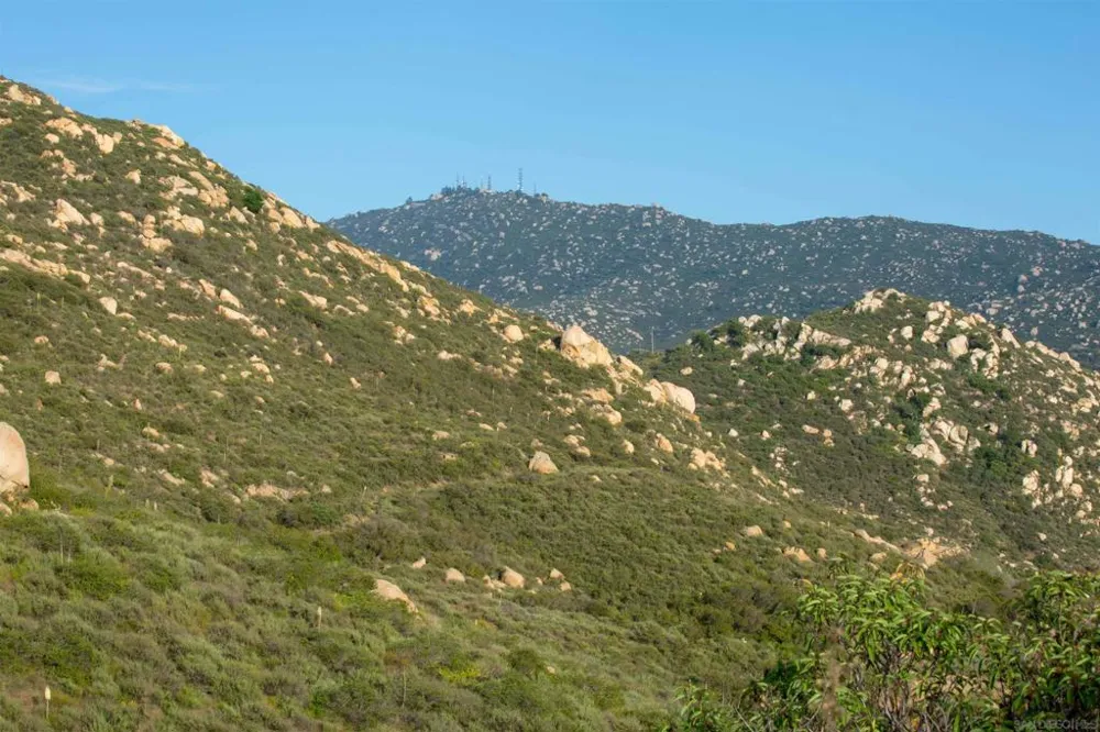 18035 Sunset Point Rd Poway, CA 92064