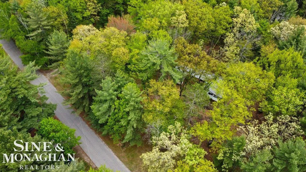 Breckenridge Street Markey Township, MI 48629