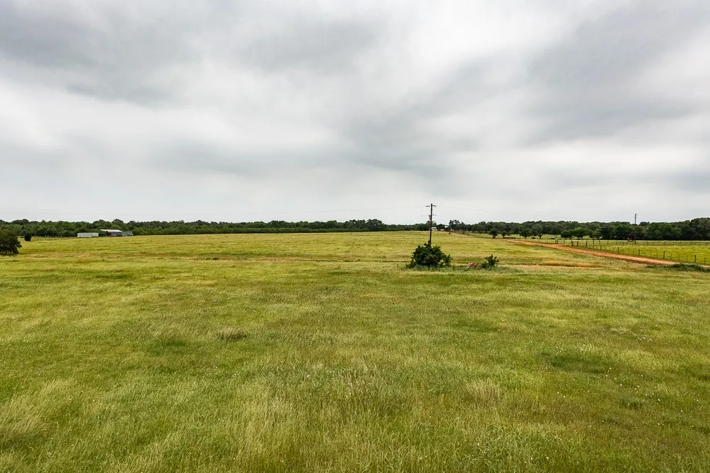 3 August Anna Road Paige, TX 78659