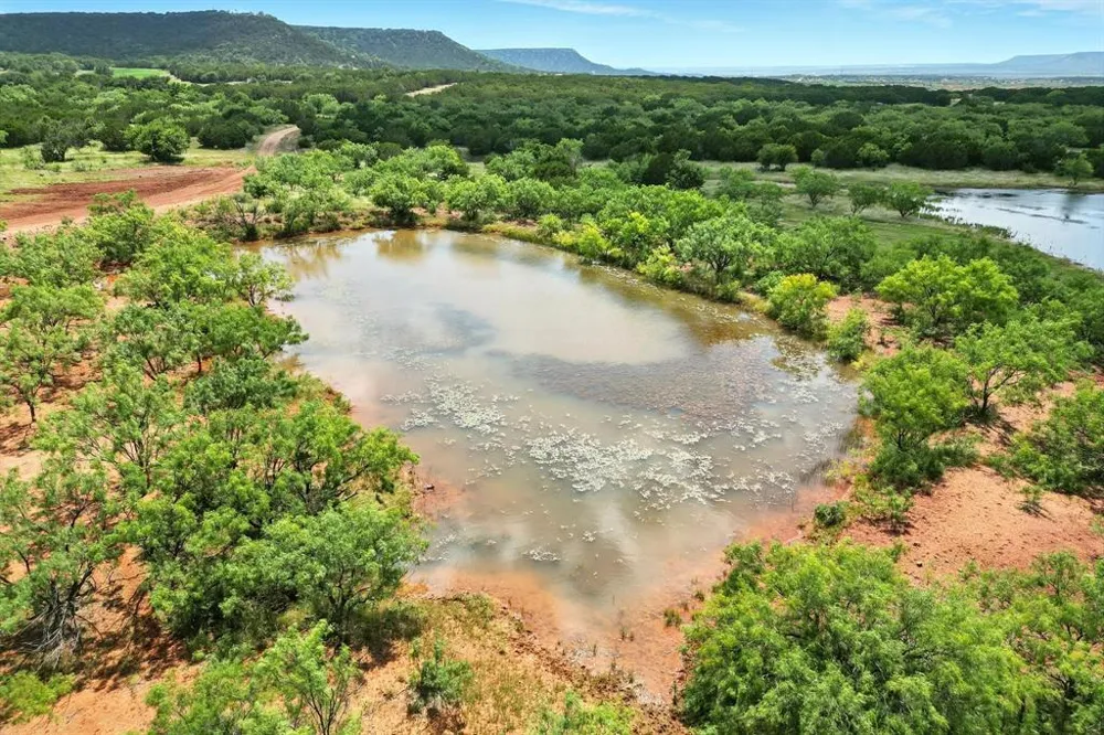 635 County Road 184 Lawn, TX 79530
