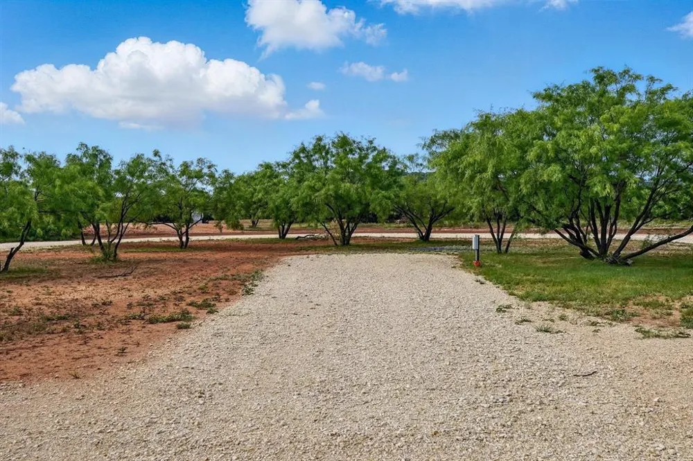 635 County Road 184 Lawn, TX 79530