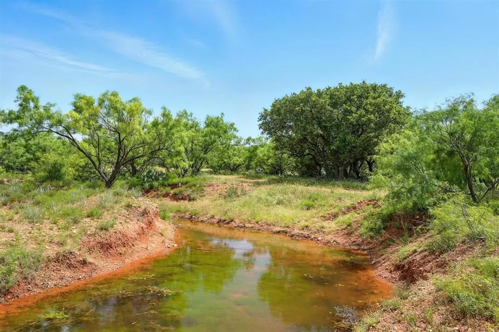 635 County Road 184 Lawn, TX 79530