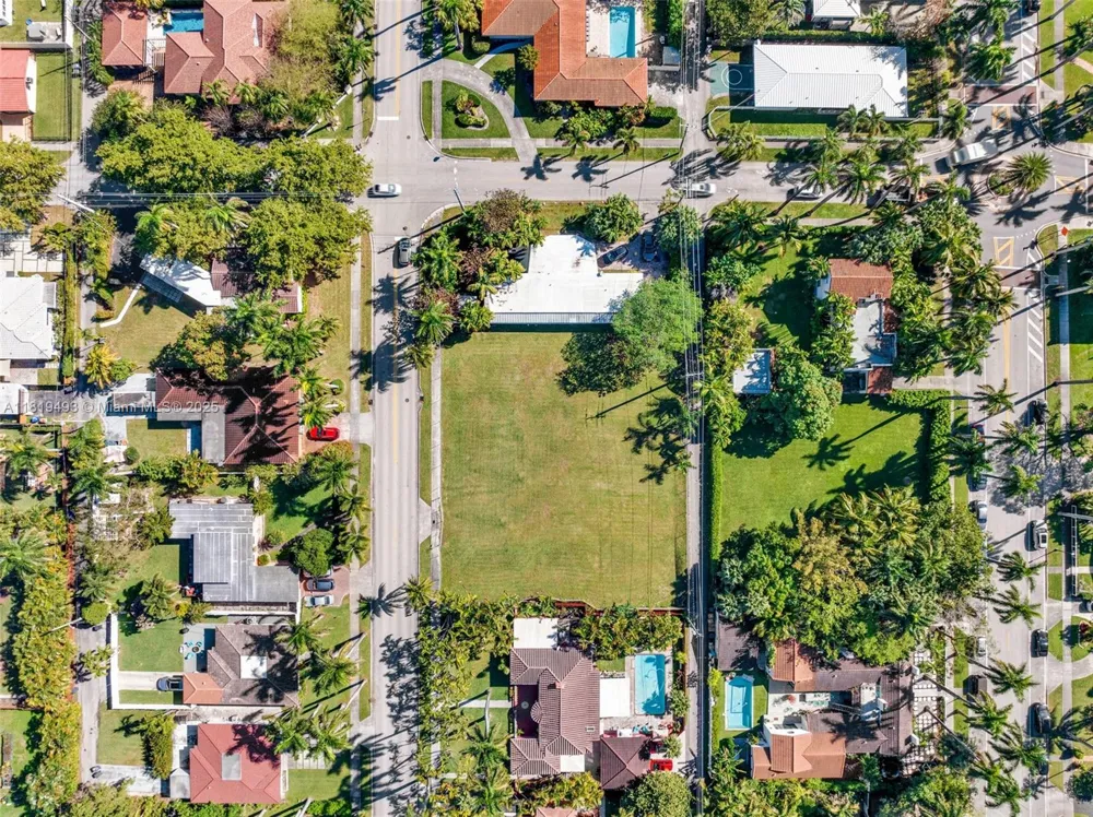 1310 Polk St Hollywood, FL 33019