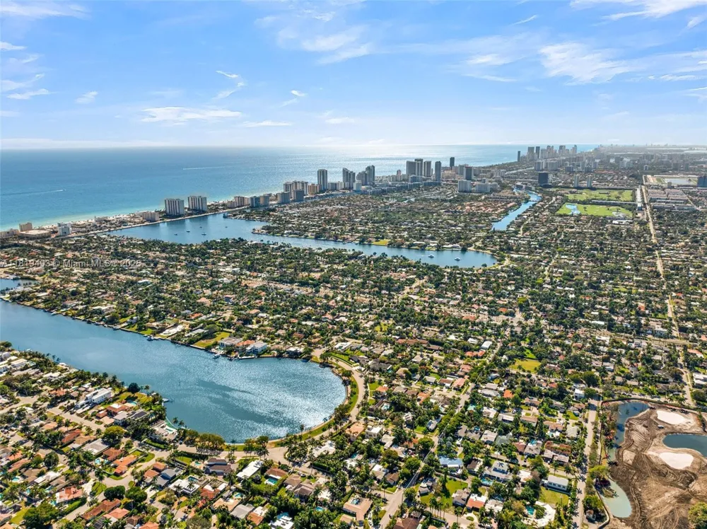 1310 Polk St Hollywood, FL 33019