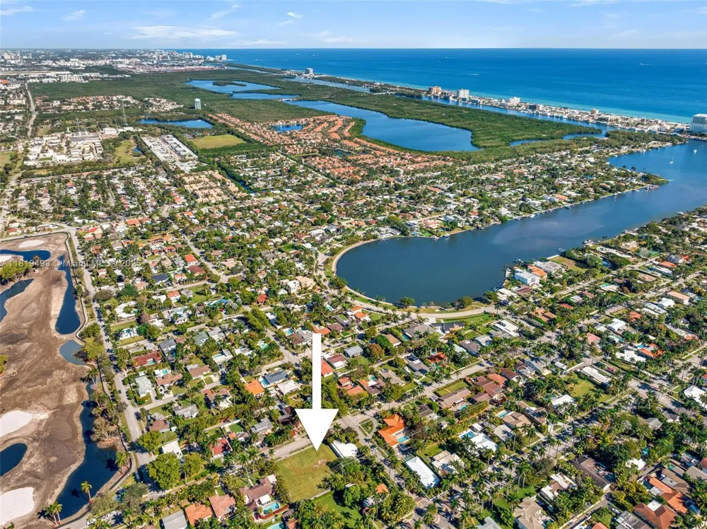 1310 Polk St Hollywood, FL 33019
