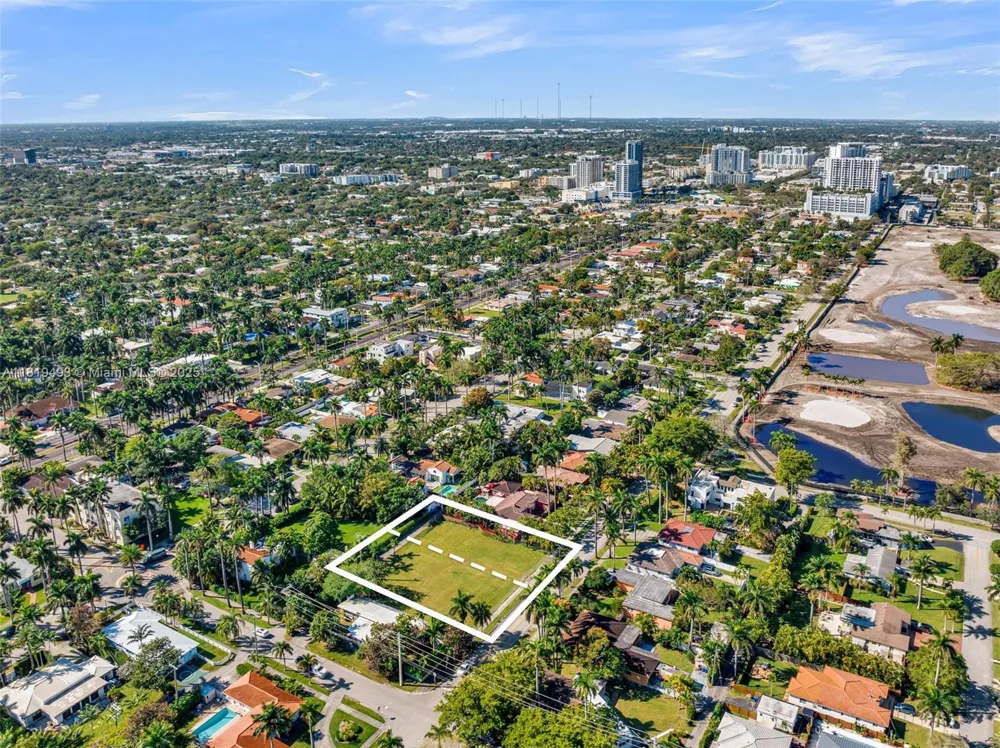1310 Polk St Hollywood, FL 33019