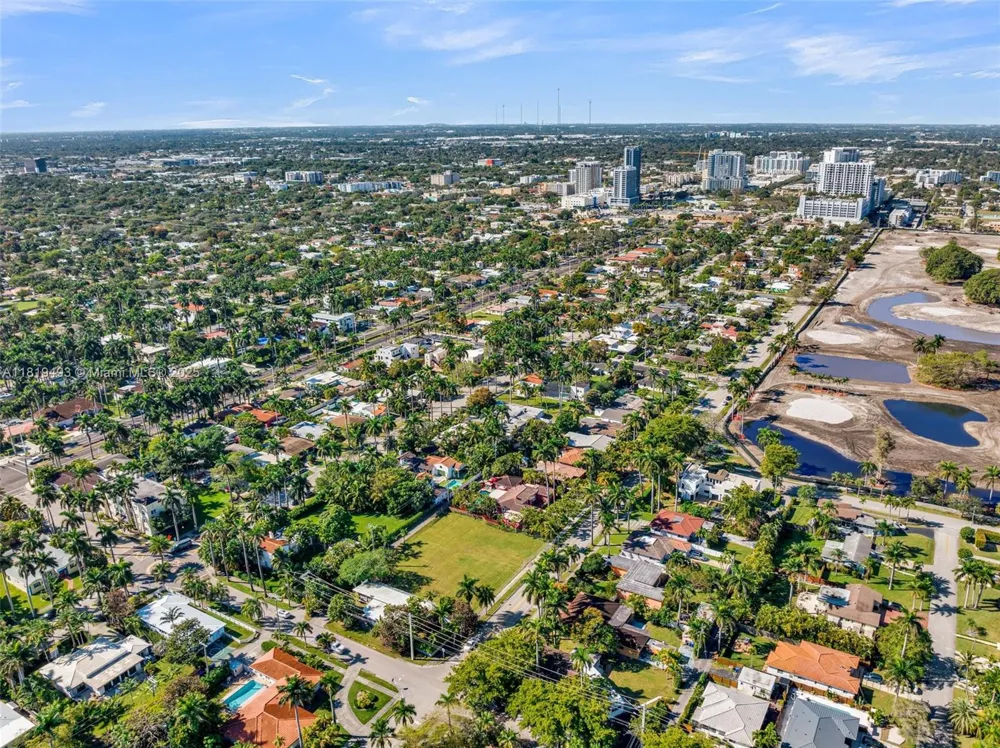 1310 Polk St Hollywood, FL 33019