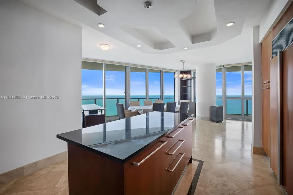 3101 S Ocean Dr #2708 Hollywood, FL 33019