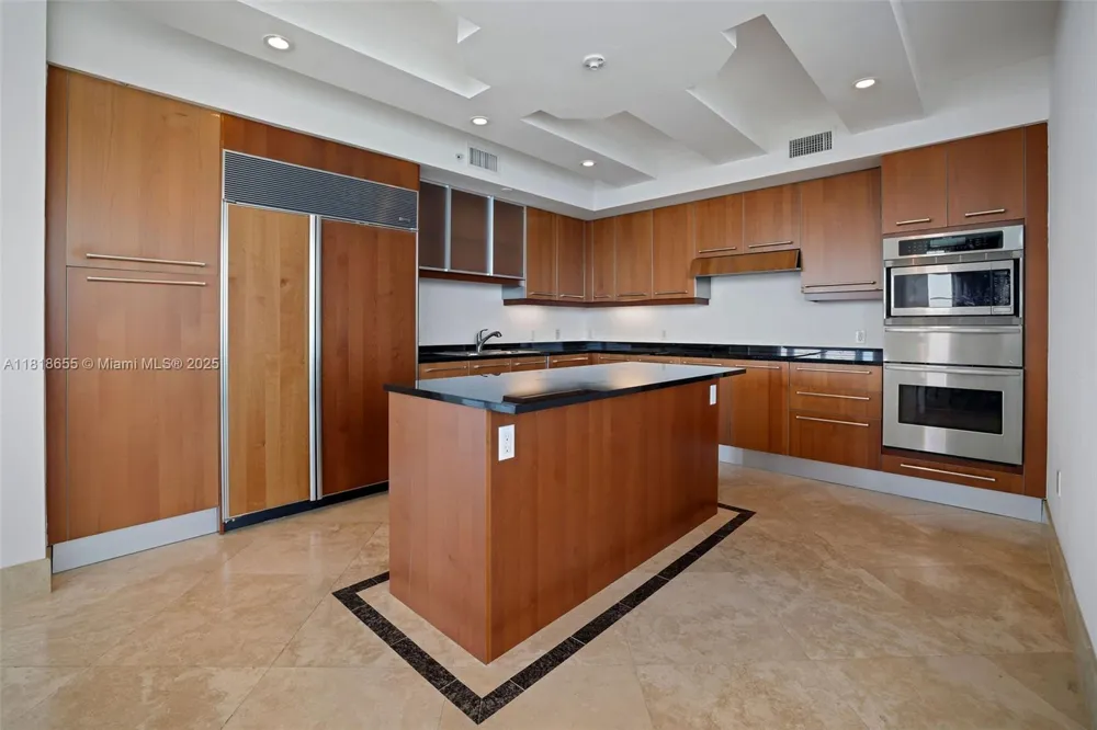 3101 S Ocean Dr #2708 Hollywood, FL 33019