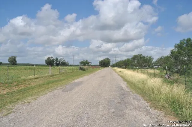 TBD CR 662 Devine, TX 78016