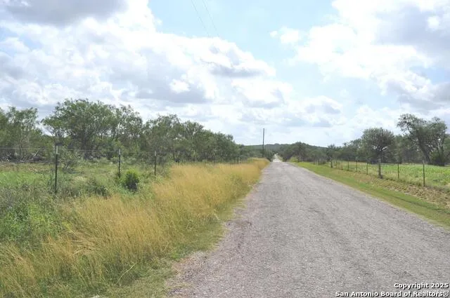 TBD CR 662 Devine, TX 78016