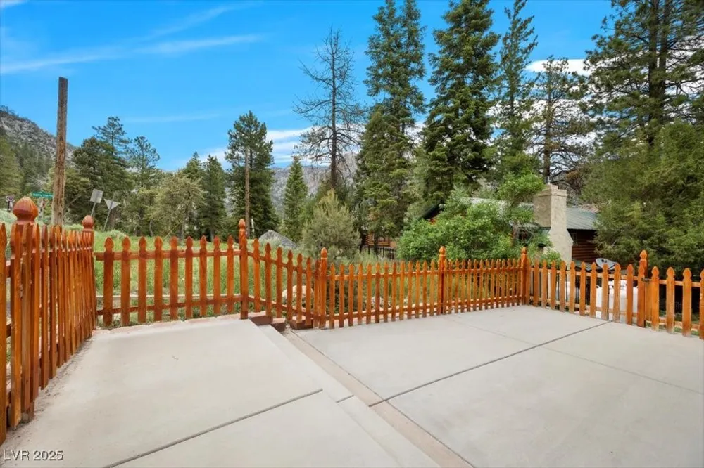 4830 Silver Tip Way Mount Charleston, NV 89124