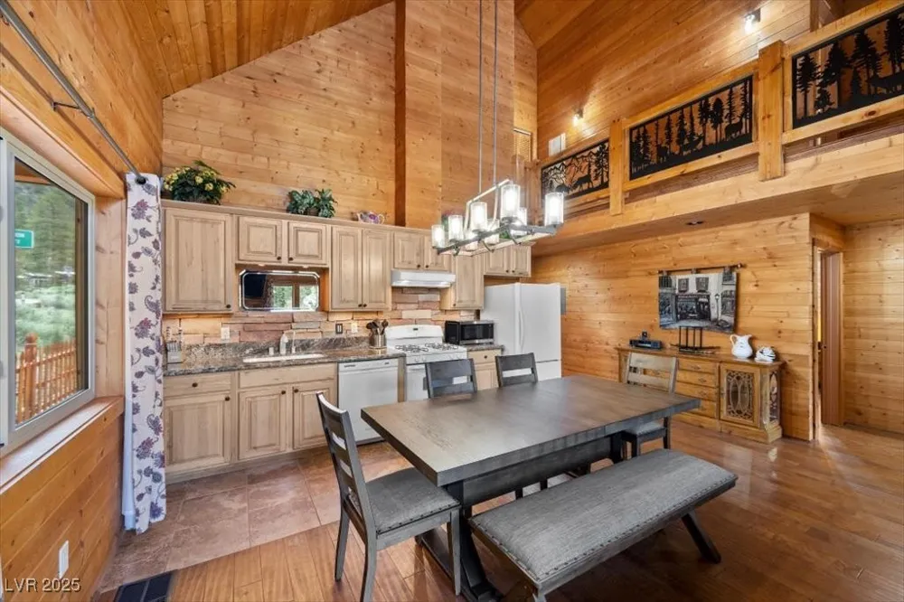 4830 Silver Tip Way Mount Charleston, NV 89124