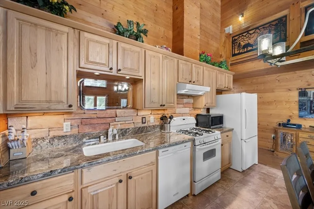 4830 Silver Tip Way Mount Charleston, NV 89124