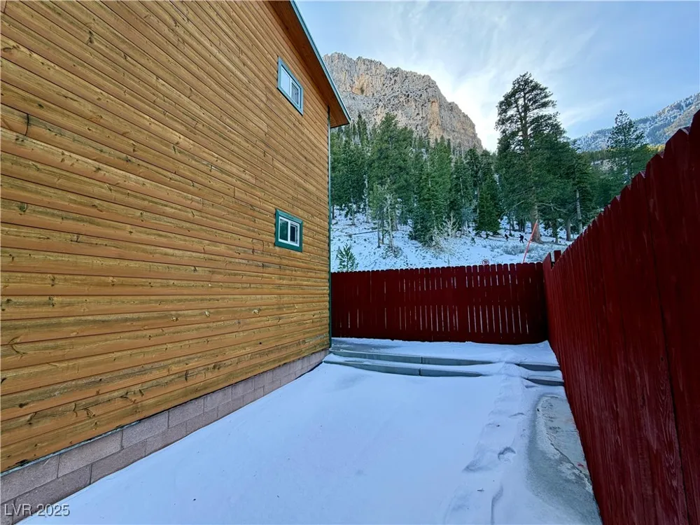 4830 Silver Tip Way Mount Charleston, NV 89124
