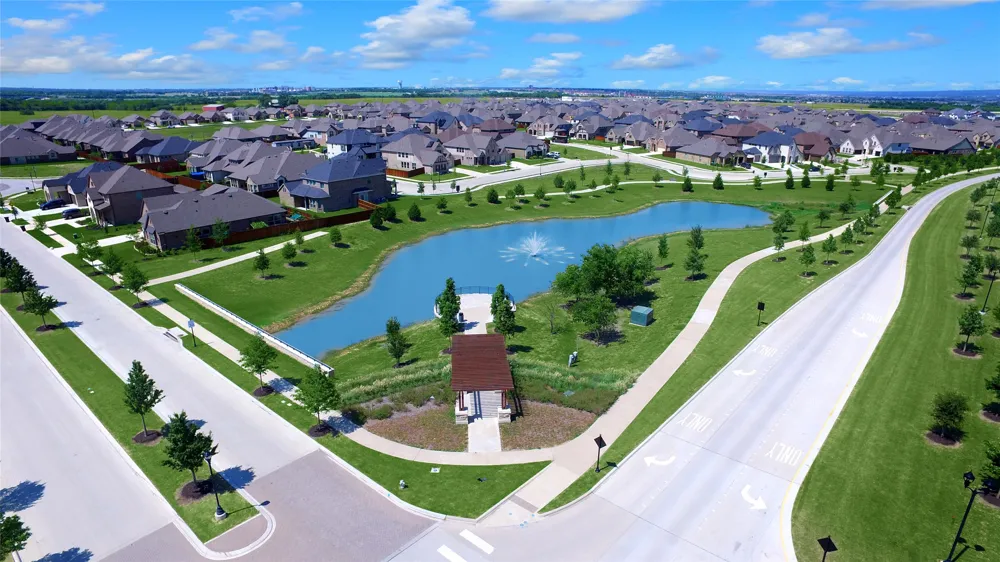 1706 Cedar Bluff Parkway Mansfield, TX 76063