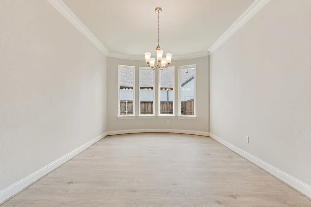 1706 Cedar Bluff Parkway Mansfield, TX 76063
