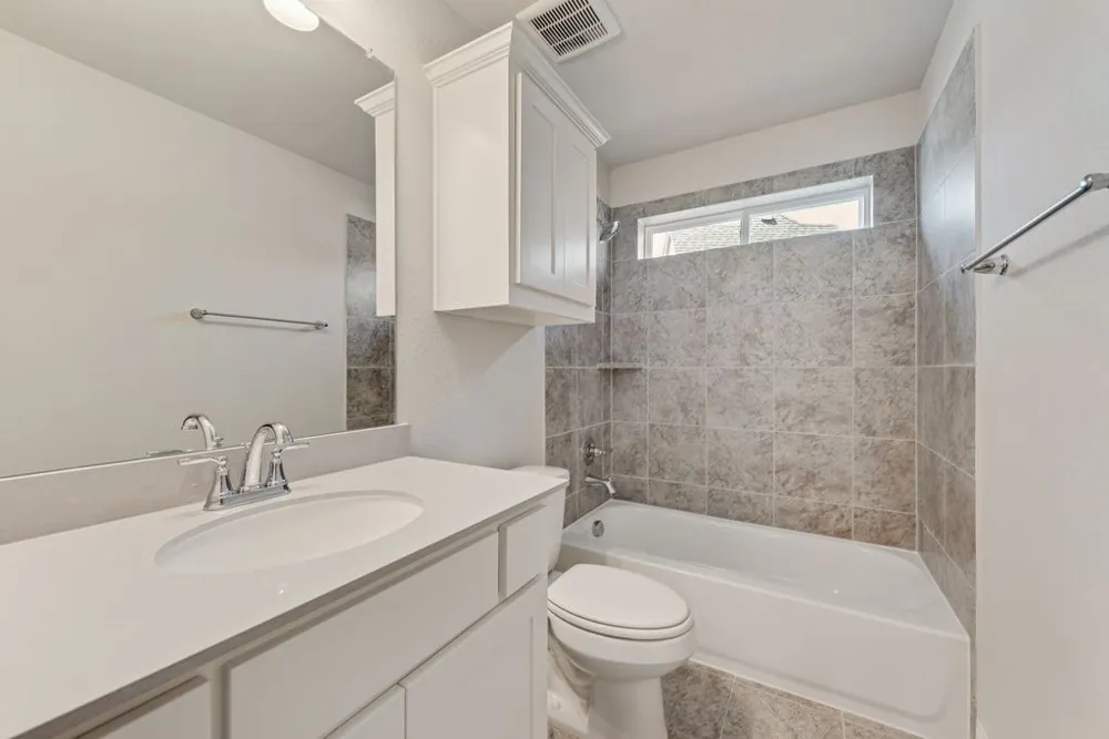 1706 Cedar Bluff Parkway Mansfield, TX 76063