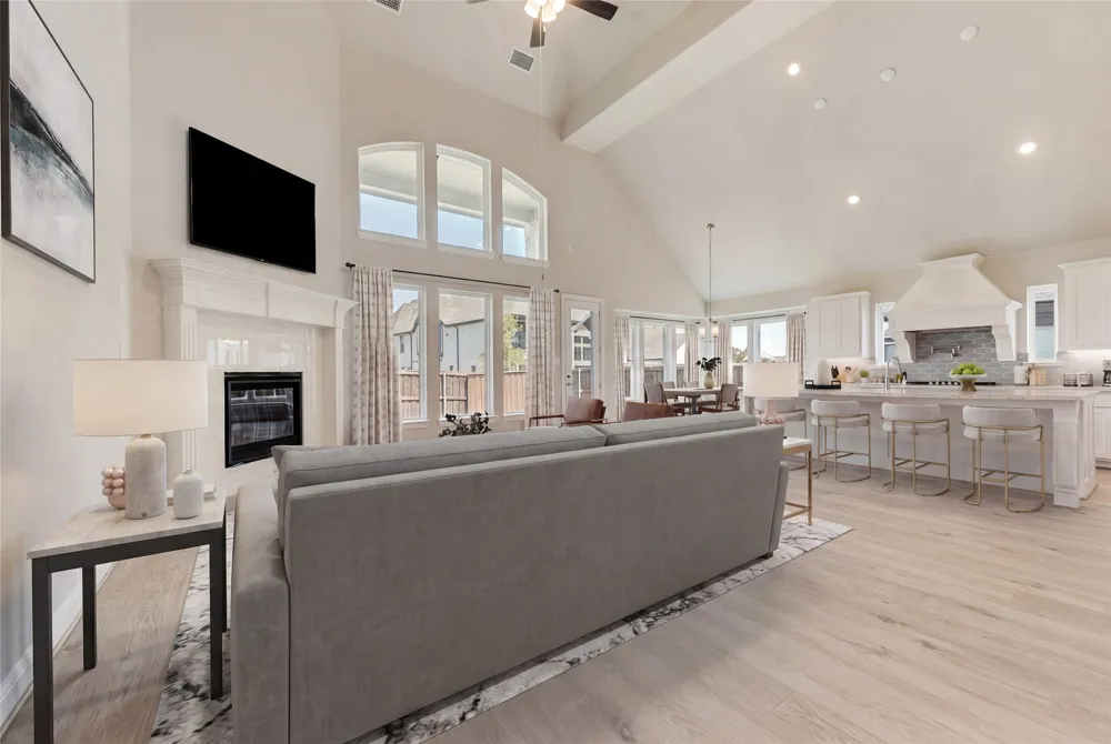 1706 Cedar Bluff Parkway Mansfield, TX 76063