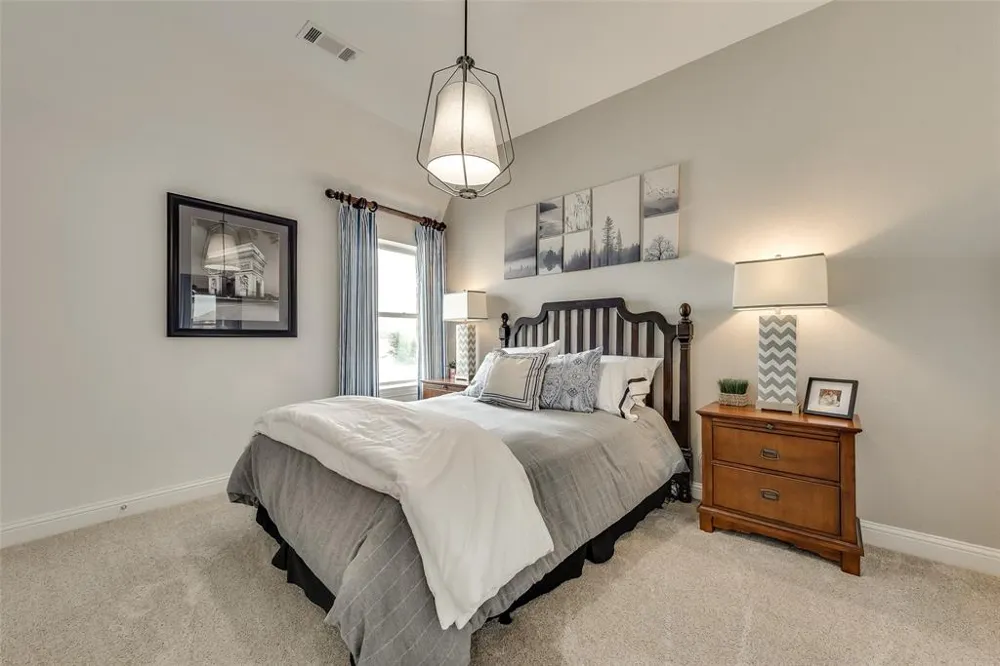 1706 Cedar Bluff Parkway Mansfield, TX 76063