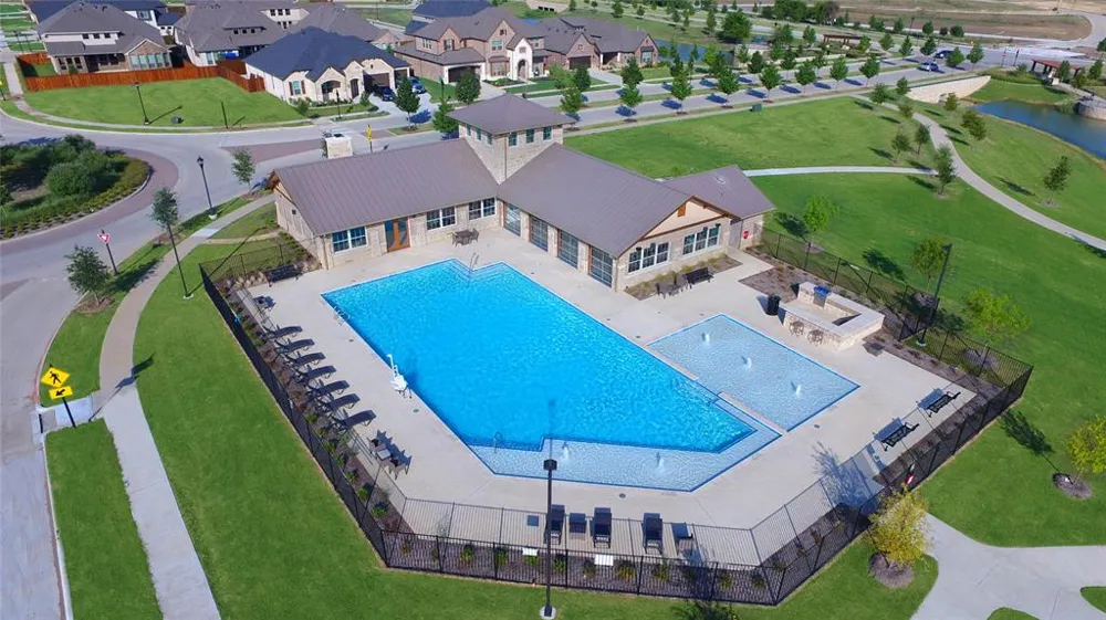1706 Cedar Bluff Parkway Mansfield, TX 76063
