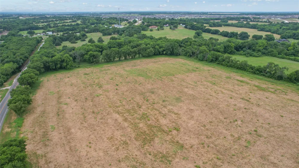 4196 County Road 1001 McKinney, TX 75071